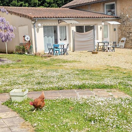 Bel Appartement T2 Climatise Avec Piscine Poitiers-Futuroscope-Creps De Poitiers Vouneuil-sous-Biard Εξωτερικό φωτογραφία