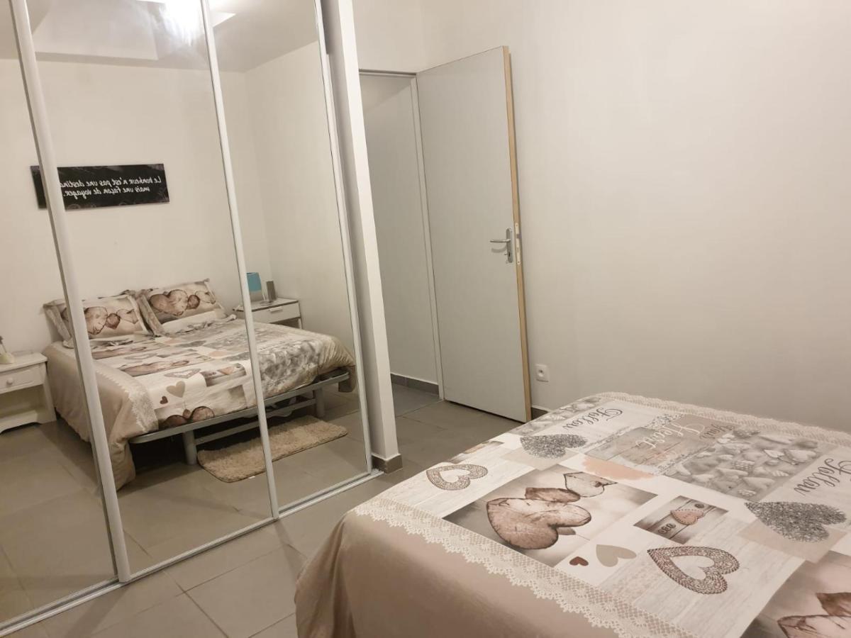 Bel Appartement T2 Climatise Avec Piscine Poitiers-Futuroscope-Creps De Poitiers Vouneuil-sous-Biard Εξωτερικό φωτογραφία