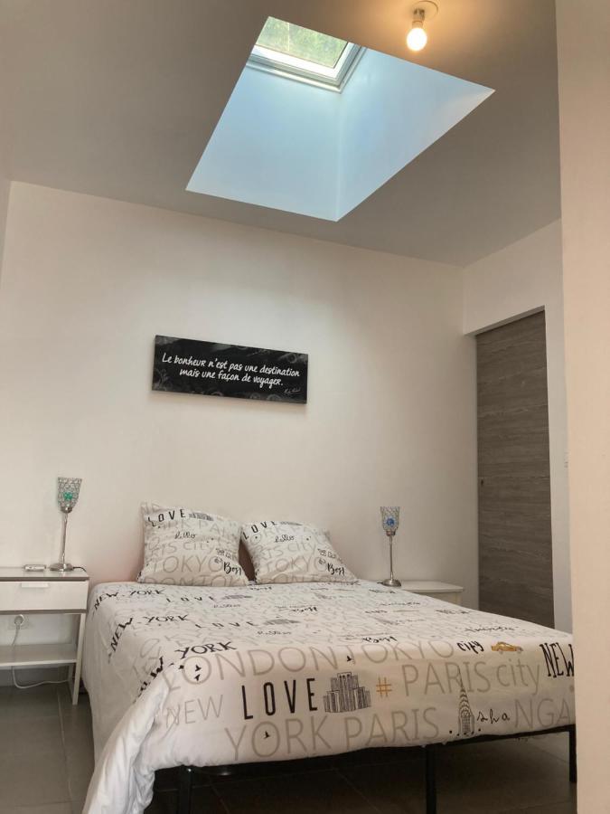 Bel Appartement T2 Climatise Avec Piscine Poitiers-Futuroscope-Creps De Poitiers Vouneuil-sous-Biard Εξωτερικό φωτογραφία