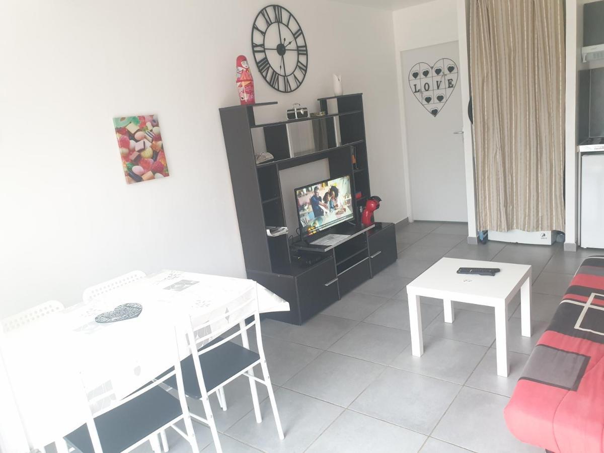 Bel Appartement T2 Climatise Avec Piscine Poitiers-Futuroscope-Creps De Poitiers Vouneuil-sous-Biard Εξωτερικό φωτογραφία